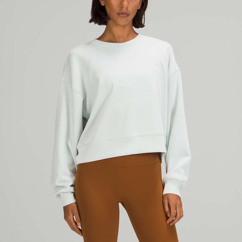 NWOT Lululemon Perfectly Oversized Cropped Crew *Softstreme - Picture 1 of 11
